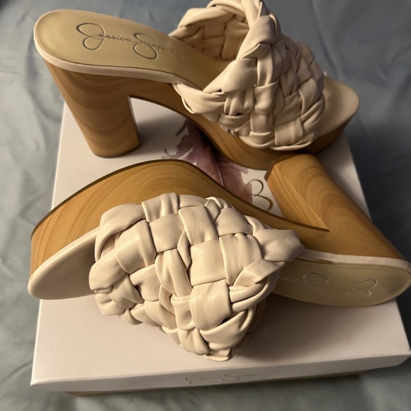 Shoes - Picture 1 of 1